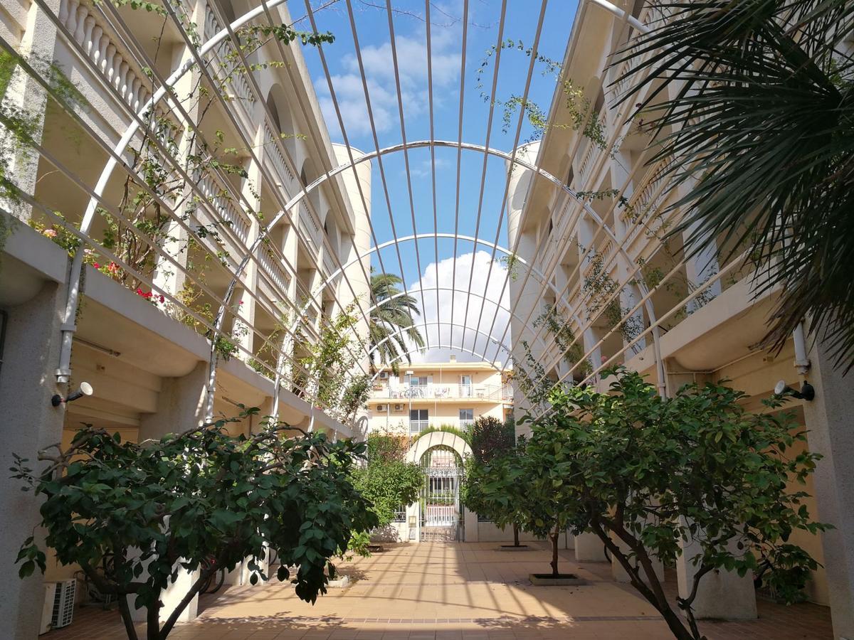Apartamentos Versailles ビラフォルトゥニー エクステリア 写真